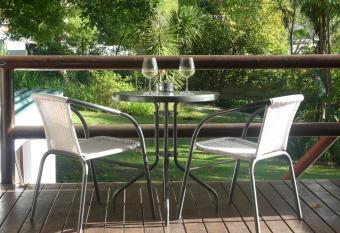 62 on Adderley has Balcony rooms