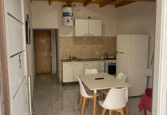 Departamento de Paso Ideal en Merlo has Balcony rooms