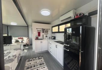 1A-33 Tingira Close - 2K S BandB - Rainbow Beach allows 18 year olds to book a room