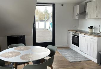 Wohnung mit gro  er Dachterrasse has Balcony rooms