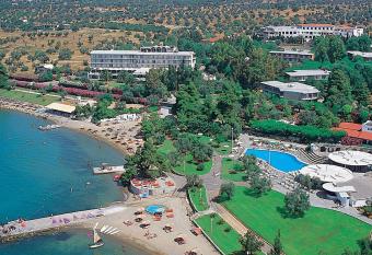 O Paradise beach Resort and Spa has Balcony rooms