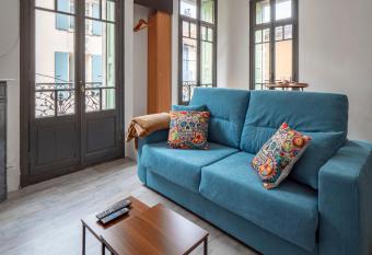 Le Cosy 88 - Studio 2p - Centre-Ville allows 18 year olds to book a room