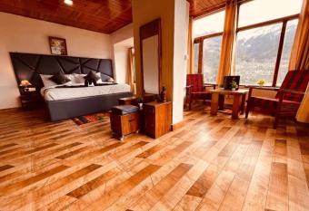 Sherpa Retreat Resort has Smoking/Balcony rooms