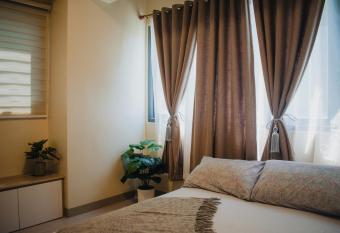 Condo in Mactan Newtown, Lapu-Lapu Cebu has Balcony rooms