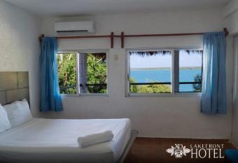 XO Front Lagoon Bacalar - Free Paddle and Bikes has Balcony rooms