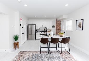 The Inn at Fulton allows 18 year olds to book a room