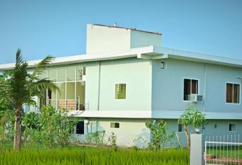 Ranthambhore Nature Farm has Balcony rooms