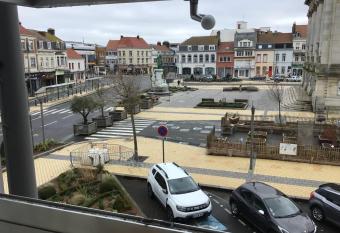 FLAT Calais beach allows 18 year olds to book a room