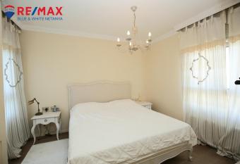 (null) allows 18 year olds to book a room