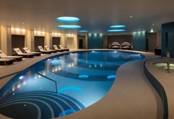 Leonardo Hotel and Conference Venue Hinckley Island - Formerly Jurys Inn allows 18 year olds to book a room