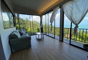 (null) has Balcony rooms