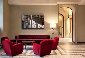 NH Collection Torino Piazza Carlina allows 18 year olds to book a room