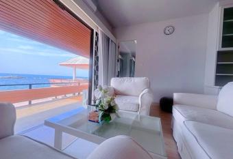             3                                                 allows 18 year olds to book a room