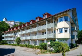 Burghotel Aschau has Balcony rooms