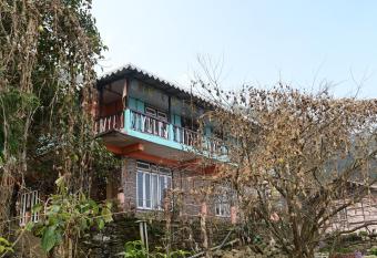 Blue Pancy Homestay has Balcony rooms