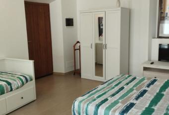 AURORA HOUSE. has Balcony rooms