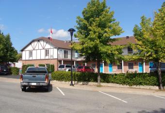 Leisure Inn has Balcony rooms