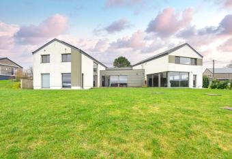 Villa Aquatenne has Balcony rooms