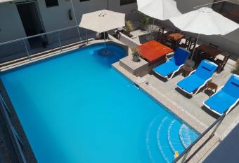 HOTEL PARAACO has Balcony rooms