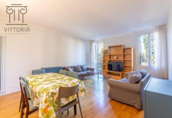 Vittoria Apartments Contr   Cantarane 2 allows 18 year olds to book a room