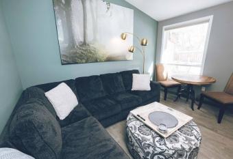 The Portal has Balcony rooms