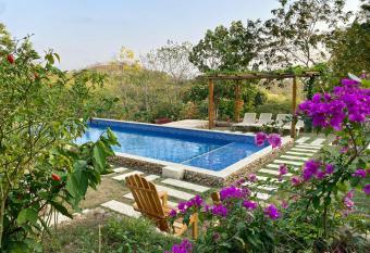 (null) has Balcony rooms