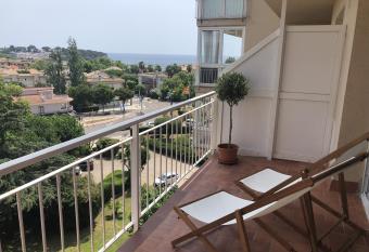Apartament Creu de Sant Pol has Balcony rooms