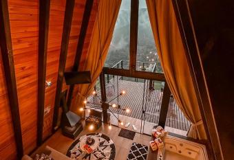 Chale Encantos da Natureza allows 18 year olds to book a room