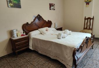 vilaboa - servicio de habitaciones has Balcony rooms