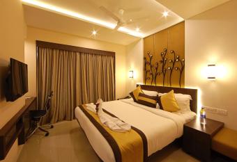 Golden Fruits Business Suites allows 18 year olds to book a room