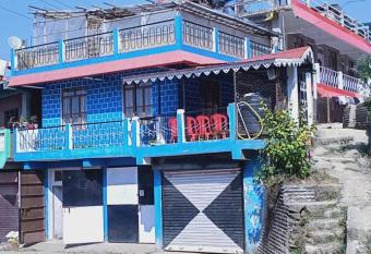 (null) has Smoking/Balcony rooms