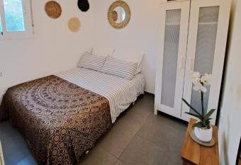 Double Room in shared apartment has Balcony rooms