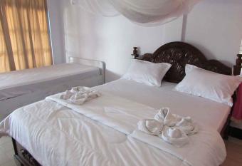 Pondok wisata silvester has Balcony rooms