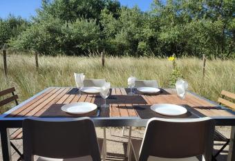 4-persoons appartement met een mooi uitzicht has Balcony rooms