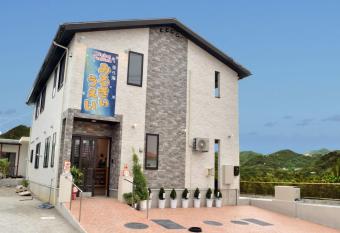                                   allows 18 year olds to book a room