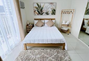 CF Haven - Resort Living Condo w/ Balcony at Bamboo Bay has Balcony rooms