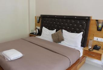 K For Kasol has Smoking/Balcony rooms