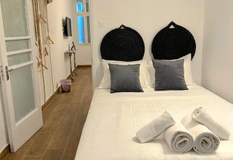 Queen Regina Suites By Platform 357 allows 18 year olds to book a room