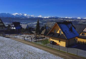 Dom Jarosze II by LoftAffair allows 18 year olds to book a room