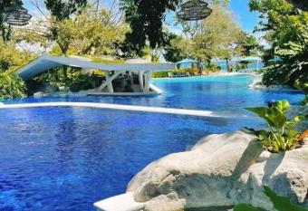 Lara s cozy room @Tambuli Resort has Balcony rooms