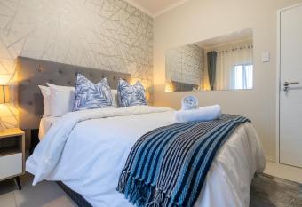 Chic Modern Midrand Escape allows 18 year olds to book a room