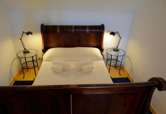 Casa das Rendufas- Turismo Rural com Figos has Balcony rooms