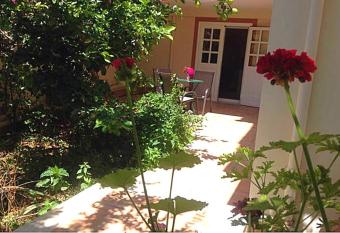 (null) allows 18 year olds to book a room