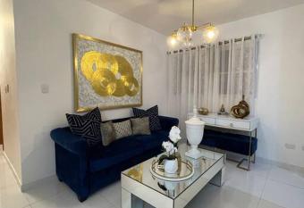 Hermoso apartamento con piscina. has Balcony rooms