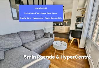 Excellent T2 - Superbe Vue et Proche Rocade has Balcony rooms