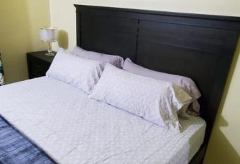 Finest Accommodation Phoenix Park Phase 1 Lot 74 Portmore St Catherine allows 18 year olds to book a room