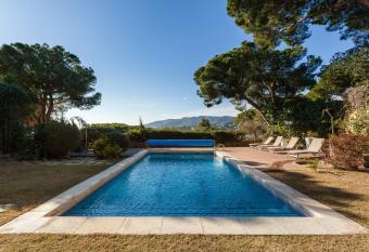 Cabrils Romantic Hills has Balcony rooms