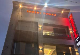 THE LUXURY PLATINUM INN --Luxury Deluxe Rooms -- Chandigarh Road has Balcony rooms