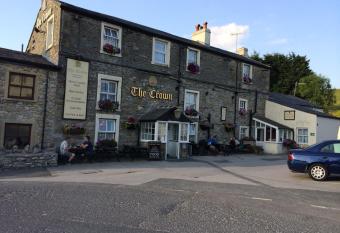 The Crown Hotel allows 18 year olds to book a room