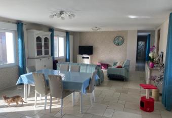 Maison 3ch soullans has Balcony rooms